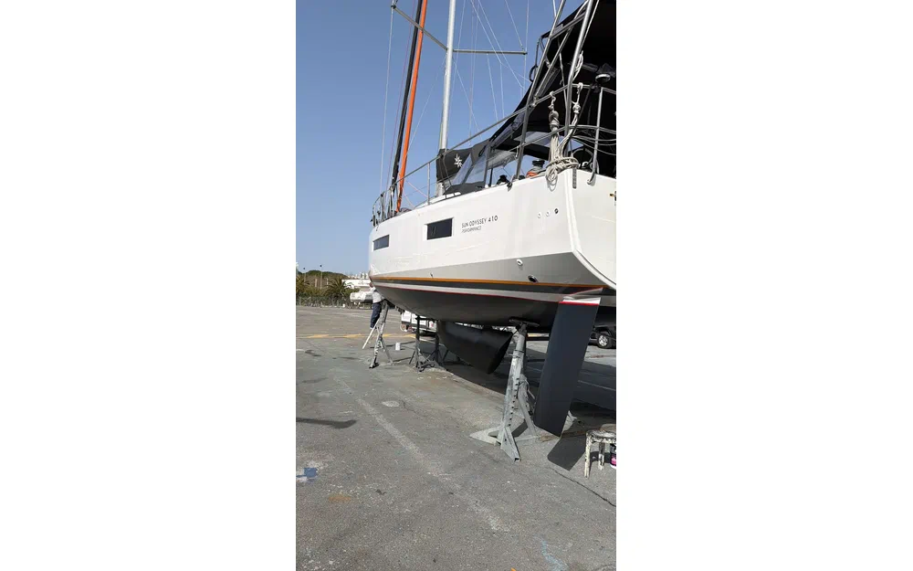 slider 2 Jeanneau Sun Odyssey 410