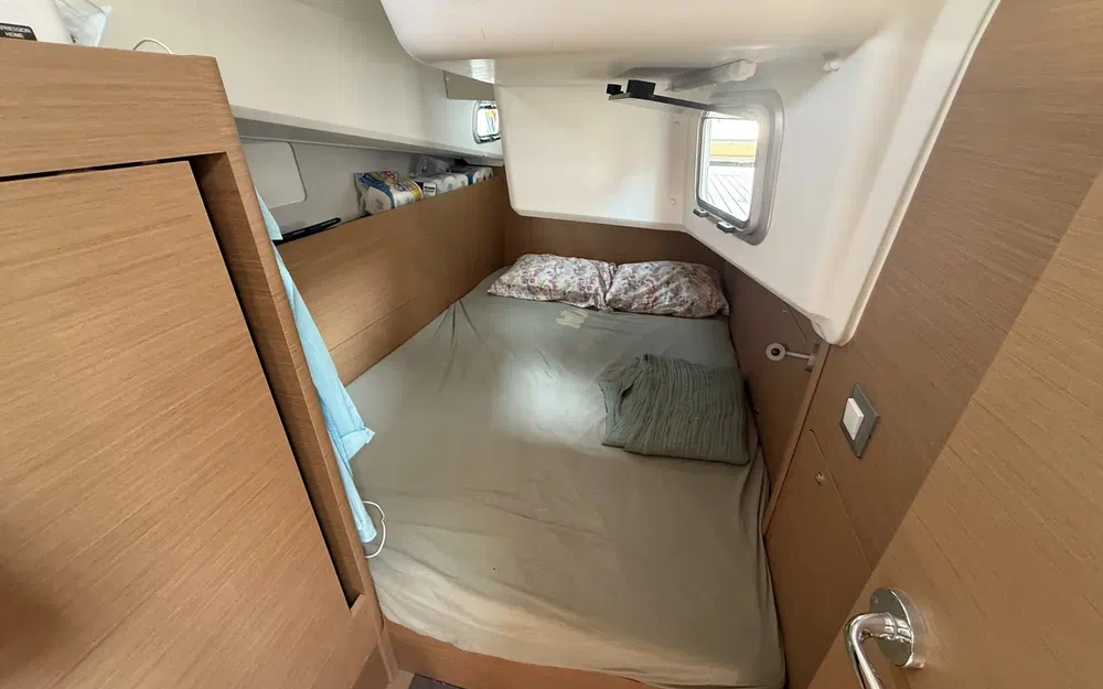 slider 33 Jeanneau Sun Odyssey 410