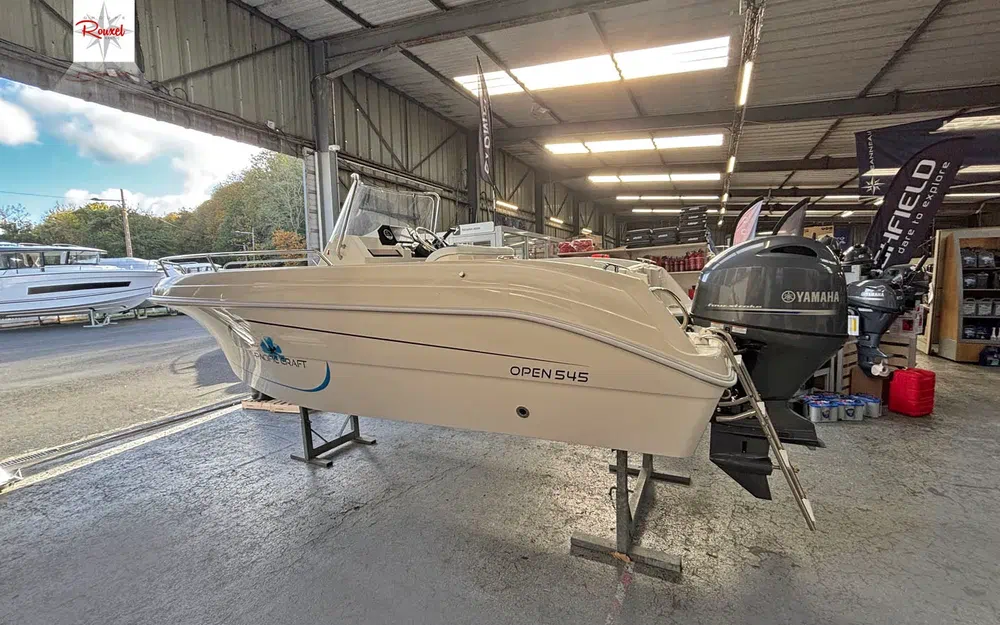 slider 7 Pacific Craft 545 Open