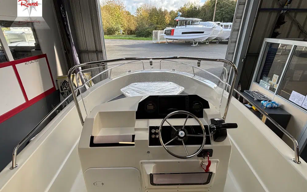 slider 10 Pacific Craft 545 Open