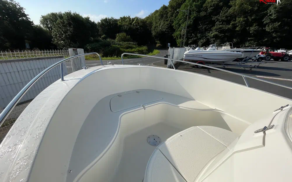 slider 6 Pacific Craft 545 Open