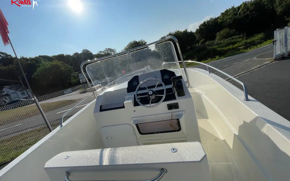 slider 4 Pacific Craft 545 Open