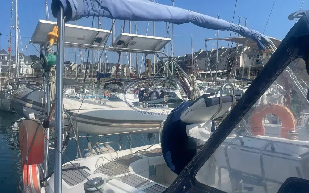 slider 1 Jeanneau Sun Odyssey 37