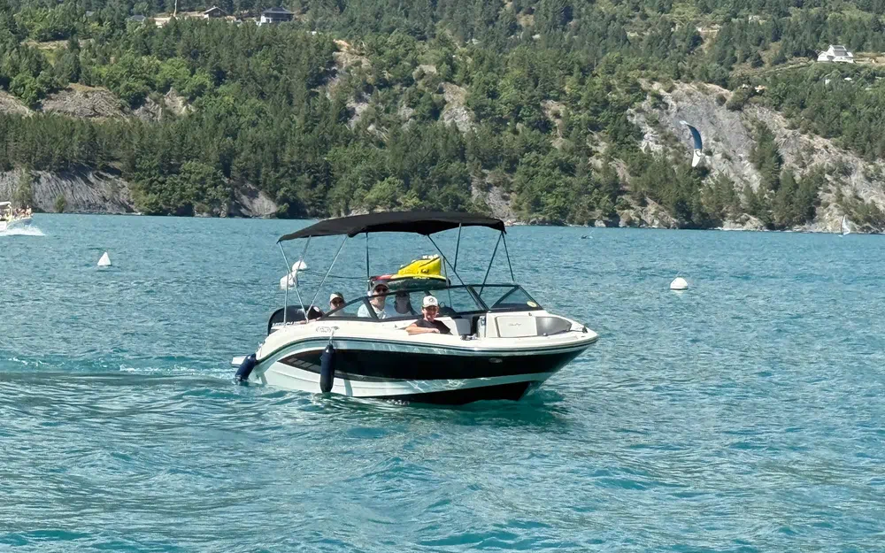slider 2 Sea Ray 19 SPX