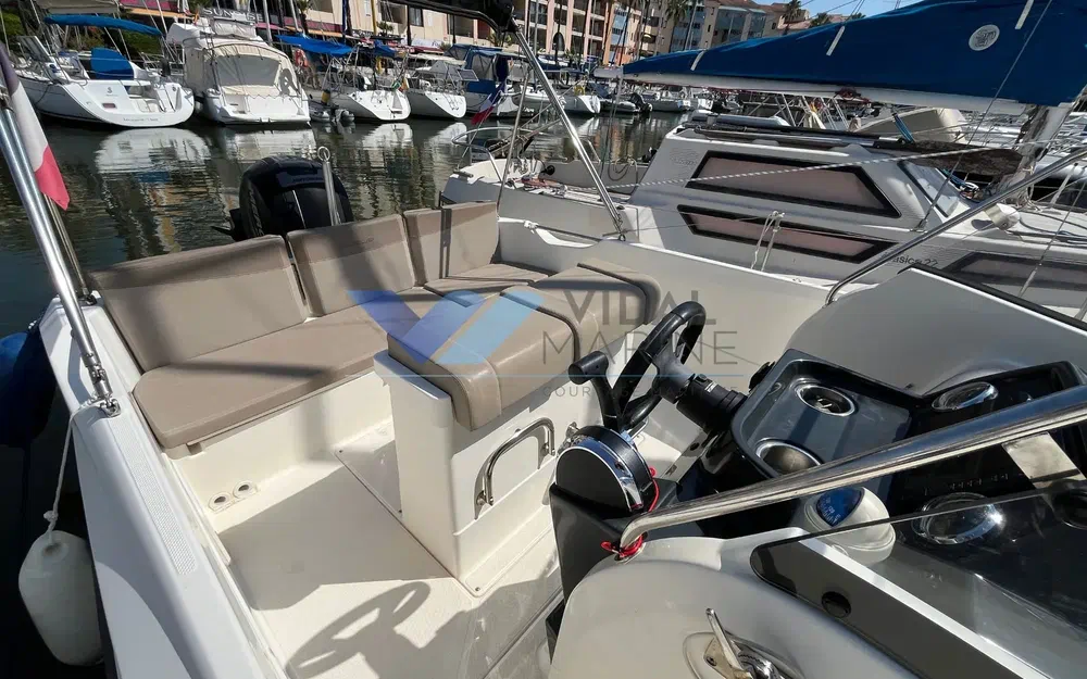 slider 5 Quicksilver Activ 675 Open