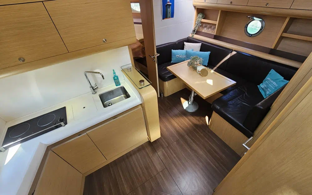 slider 20 Beneteau Flyer Gran Turismo 44