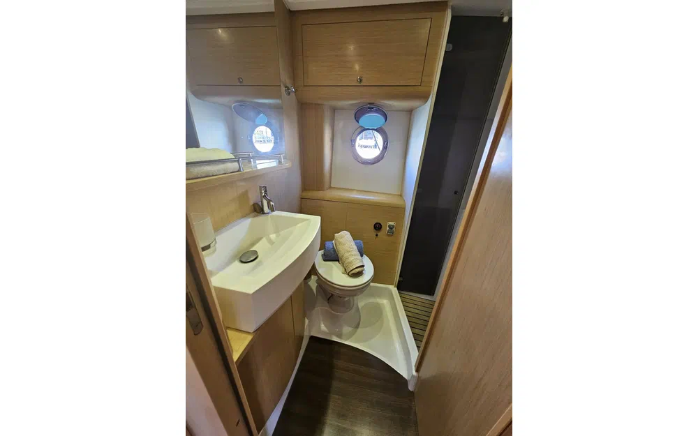slider 25 Beneteau Flyer Gran Turismo 44