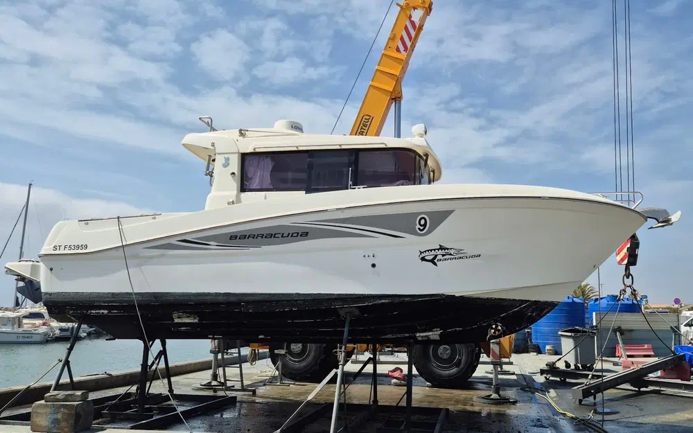 slider 0 Beneteau Barracuda 9