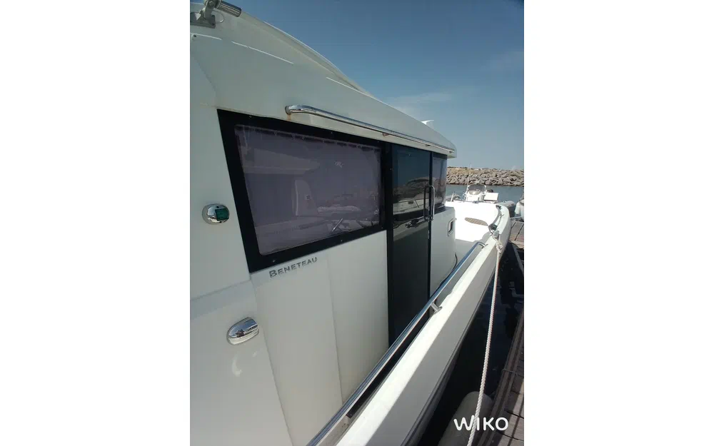 slider 5 Beneteau Barracuda 9
