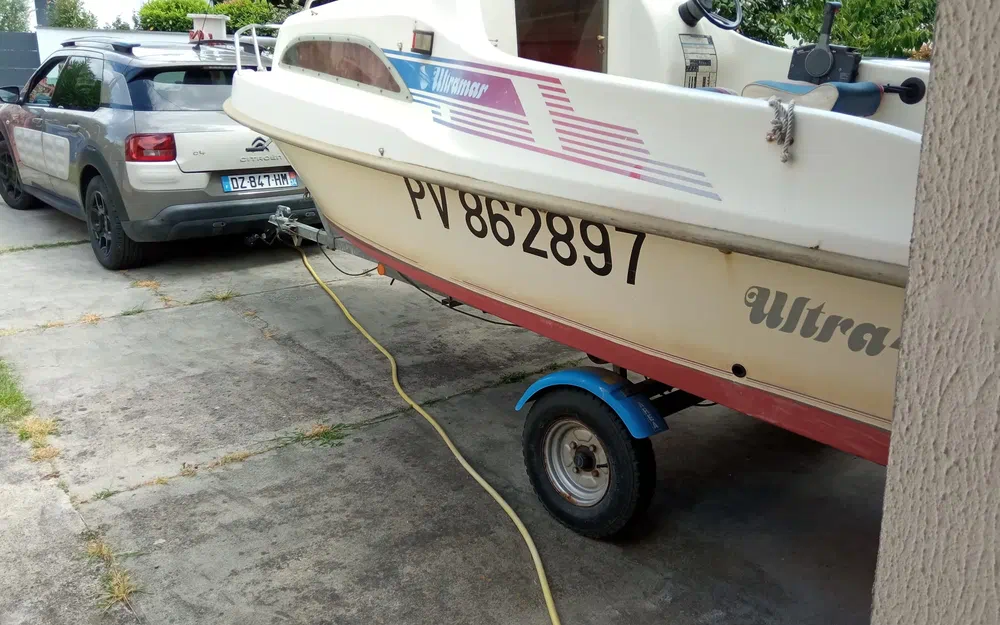 slider 1 Ultramar 450 Cabine