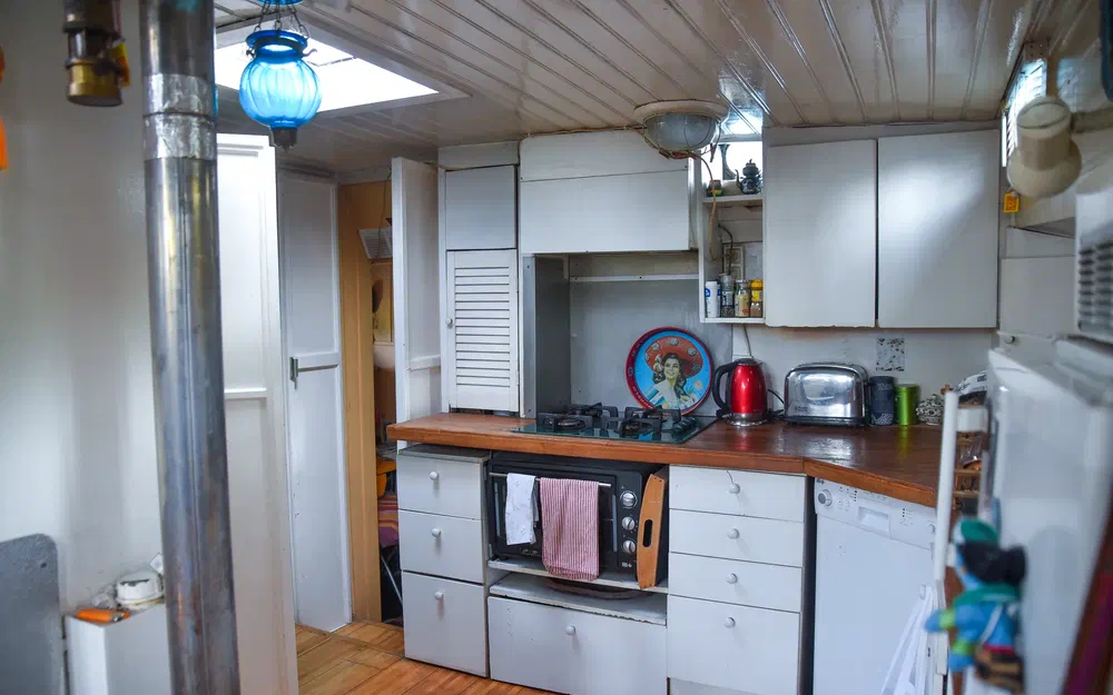 slider 13 Bateau Logement waalshokker 14,84m à vivre et naviguer