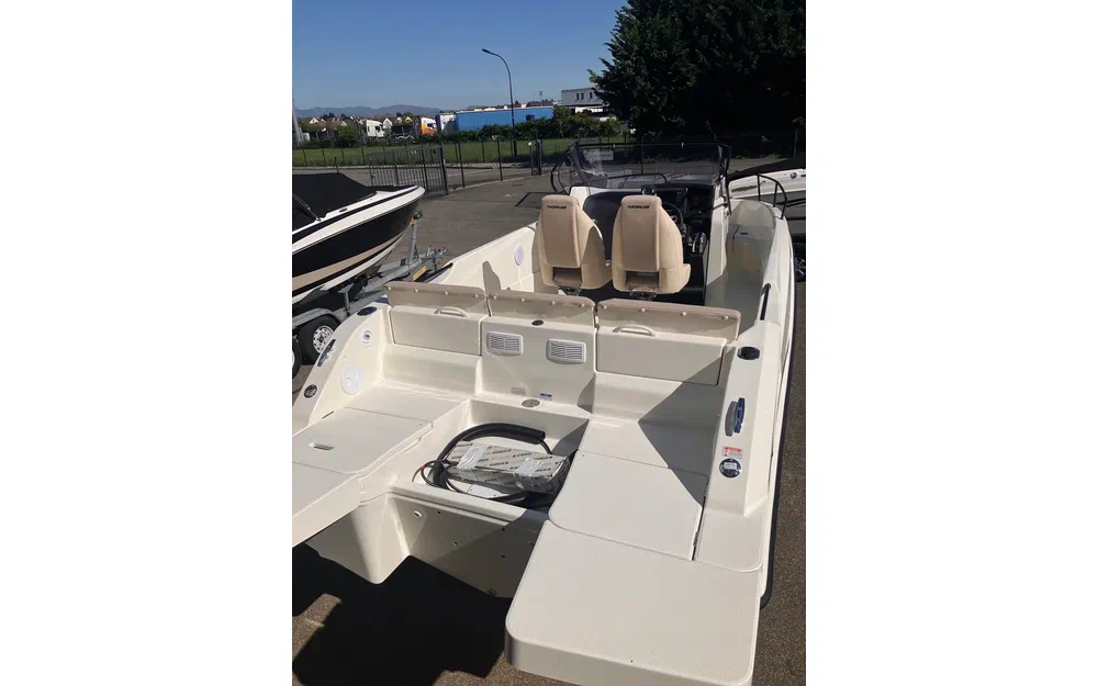 slider 6 Quicksilver Activ 705 open