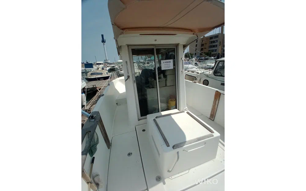 slider 2 Beneteau Antares 700 Fishing