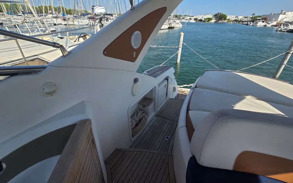 slider 23 Sessa Marine C42