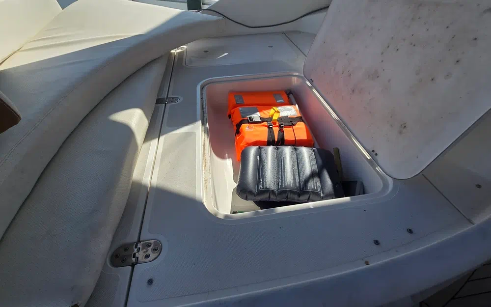 slider 38 Sessa Marine C42