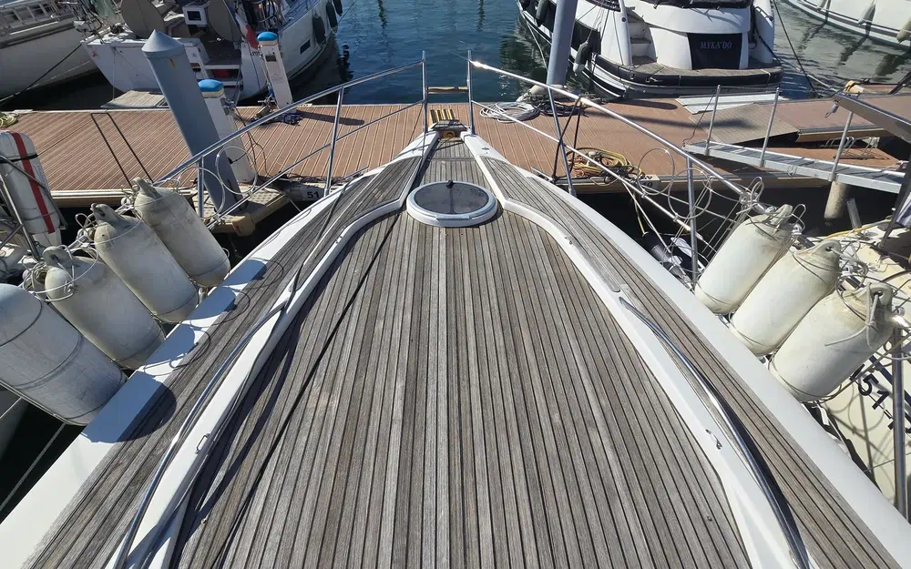 slider 9 Sessa Marine C42
