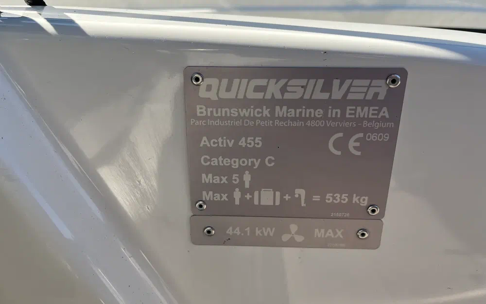 slider 10 Quicksilver Activ 455 Open