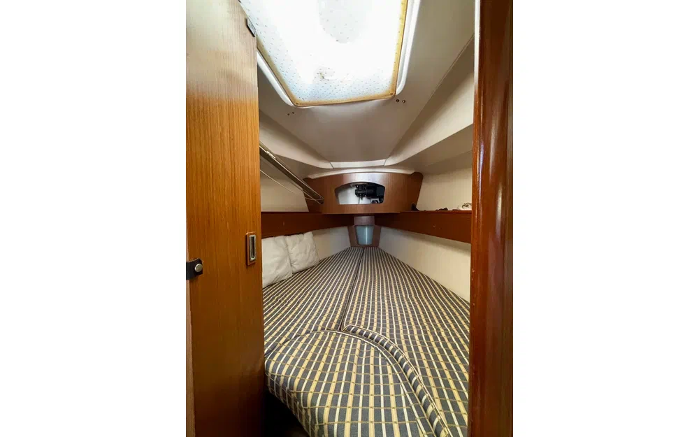 slider 18 Jeanneau Sun Odyssey 32 i