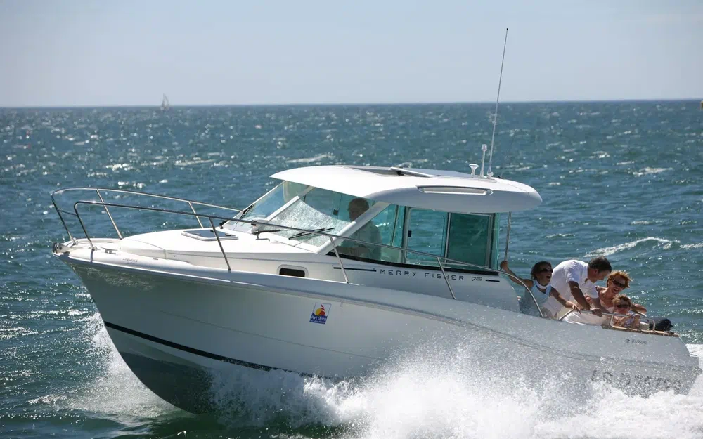slider 0 Jeanneau Merry Fisher 725
