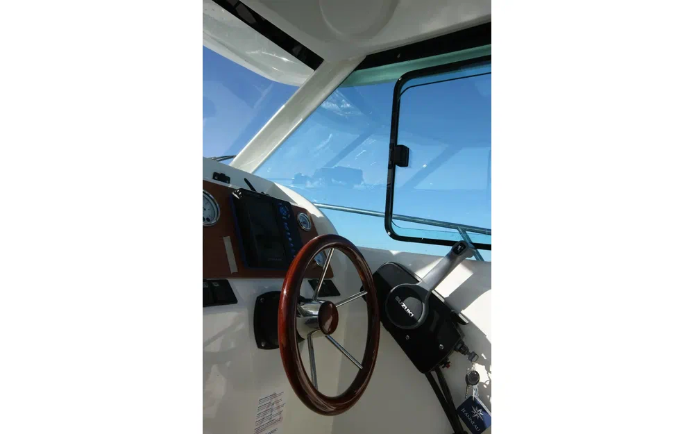 slider 6 Jeanneau Merry Fisher 725