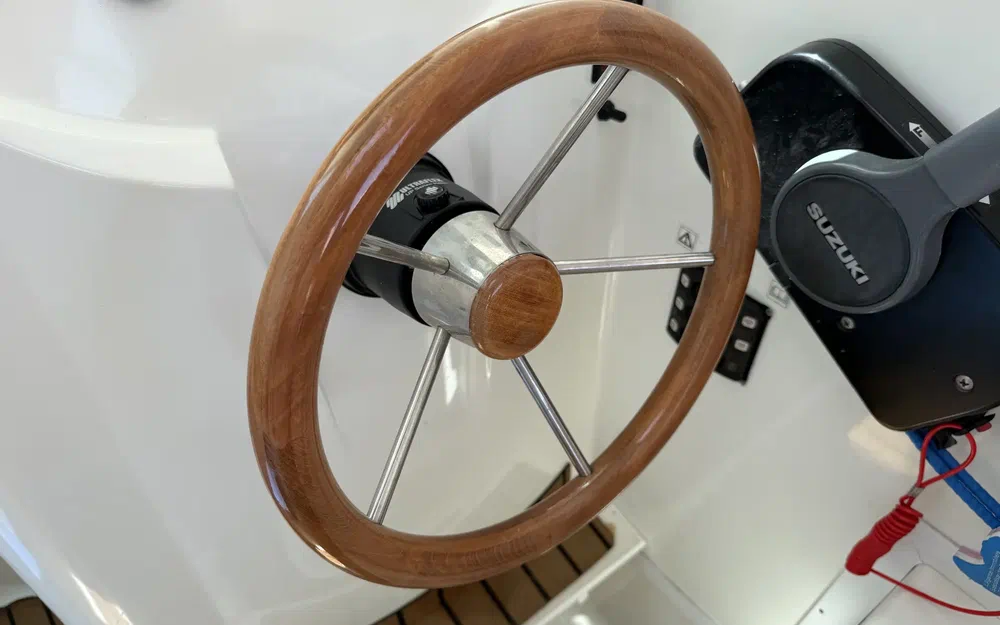 slider 10 Beneteau Antares 6.50 HB