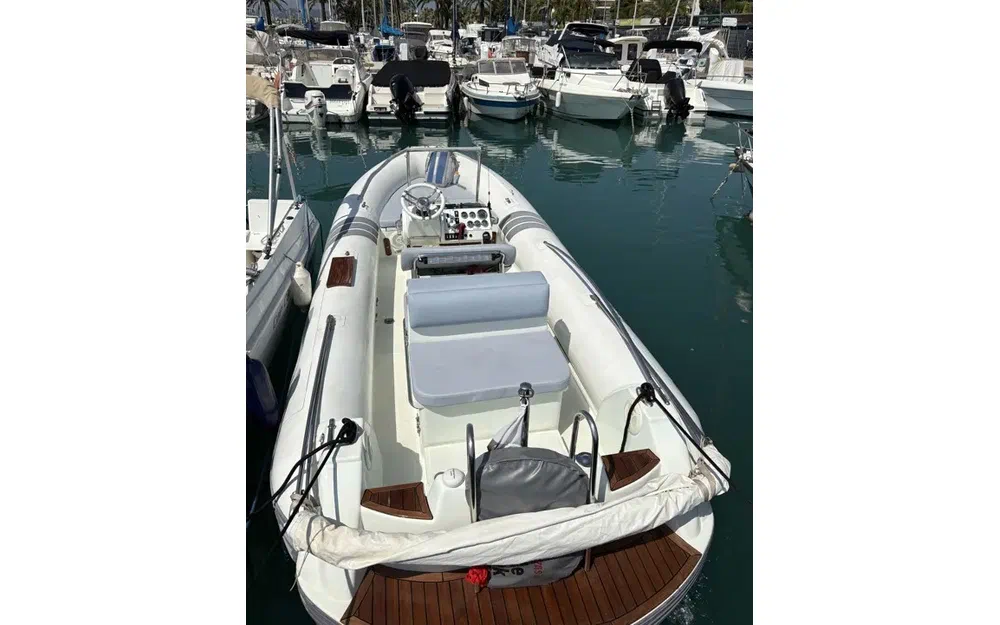 slider 5 Castoldi Jet Tender 19