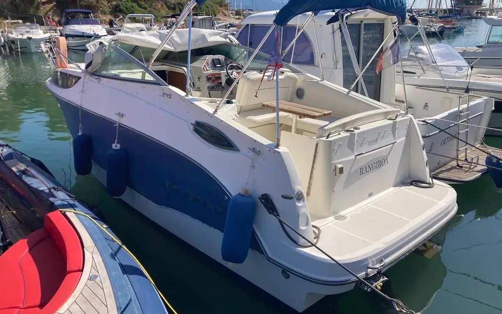 slider 0 Bayliner 245 SB