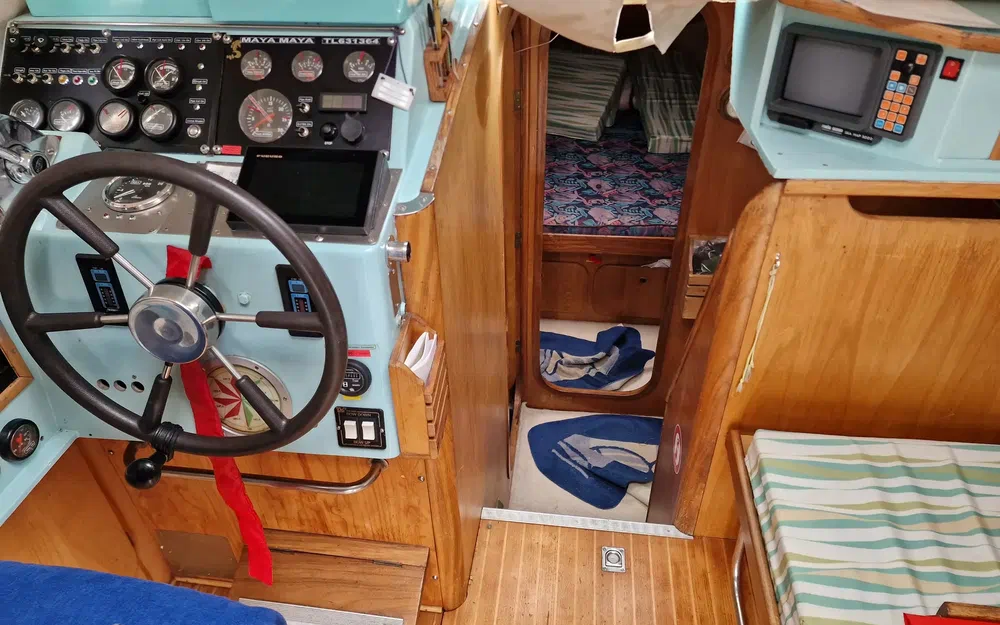 slider 10 Beneteau Antares 860