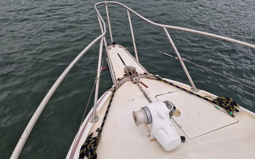 slider 21 Beneteau Antares 860