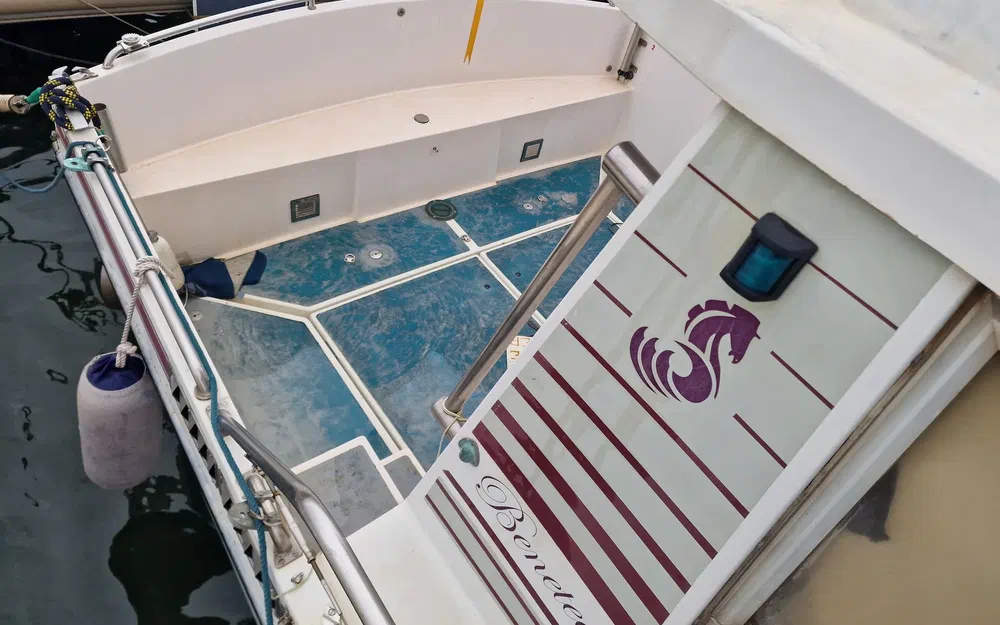 slider 25 Beneteau Antares 860