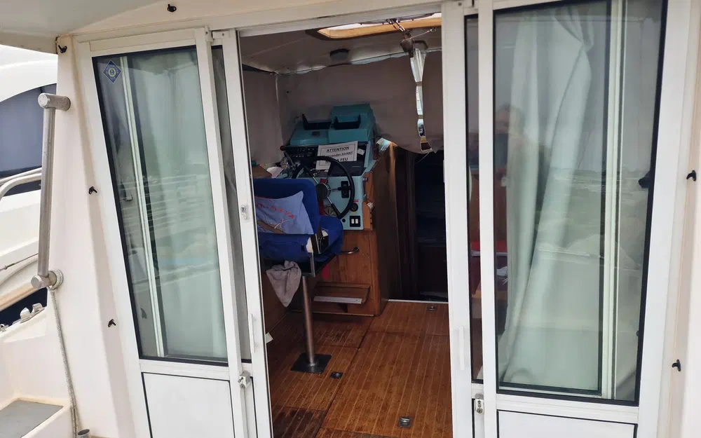 slider 6 Beneteau Antares 860