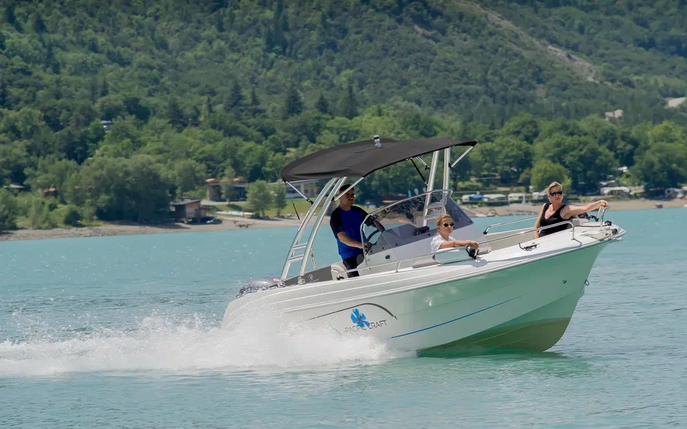 slider 5 Pacific Craft 670 Sport 200cv