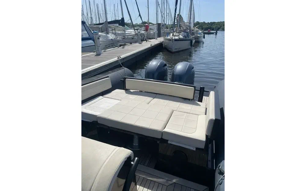 slider 2 Sea Water Phantom 280
