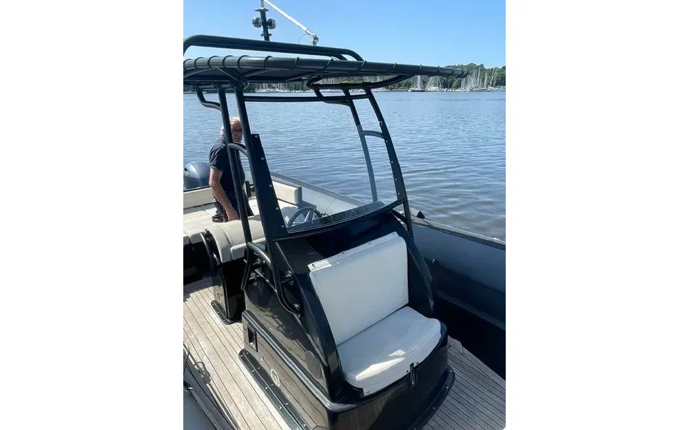 slider 7 Sea Water Phantom 280