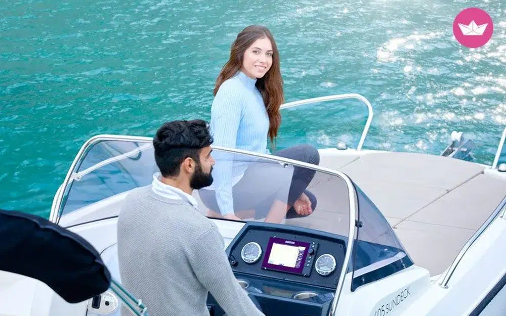 slider 3 Quicksilver 605 Sundeck