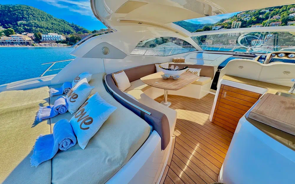 slider 5 Sessa Marine C43 Hard-Top