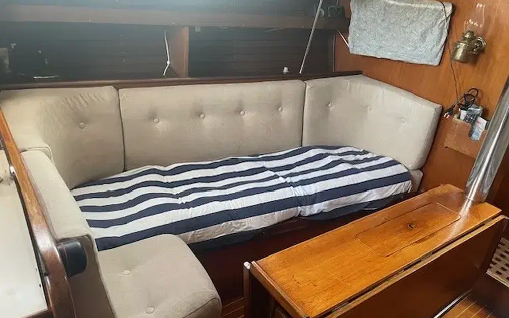 slider 21 Beneteau First 345