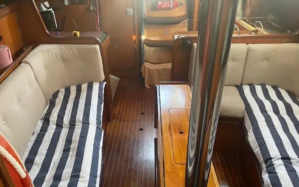 slider 22 Beneteau First 345