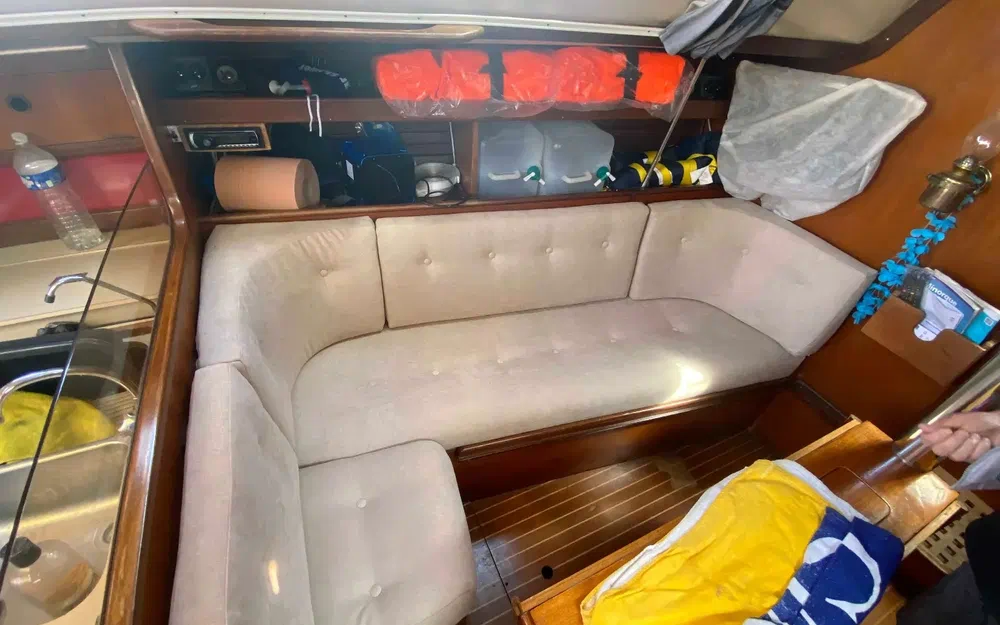 slider 23 Beneteau First 345