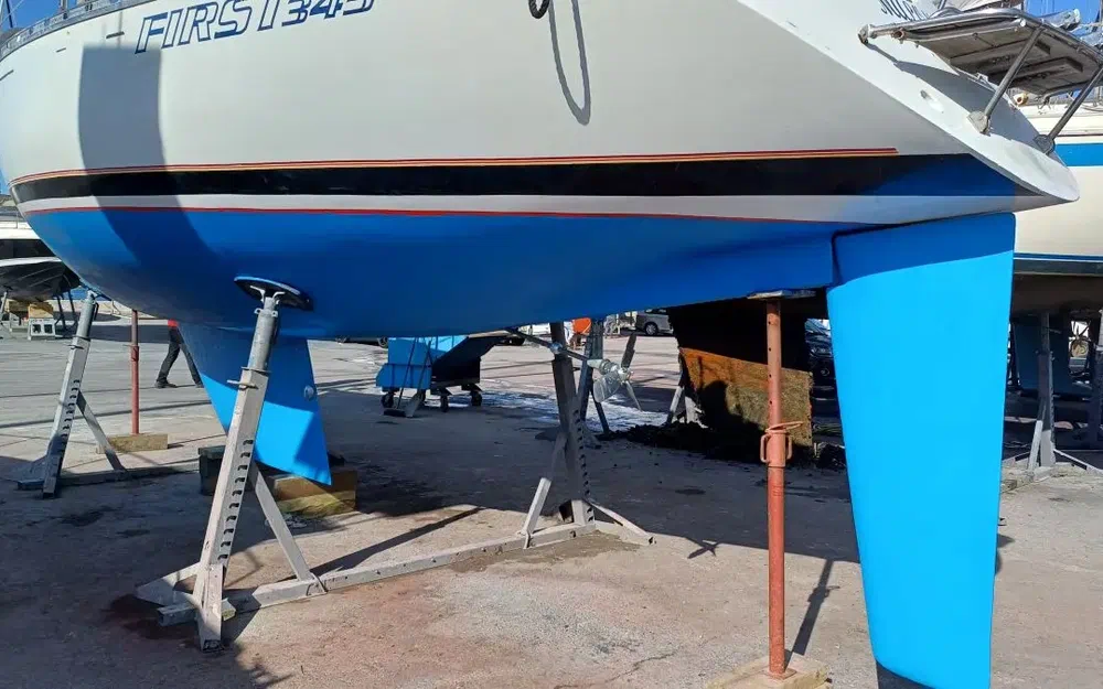slider 4 Beneteau First 345