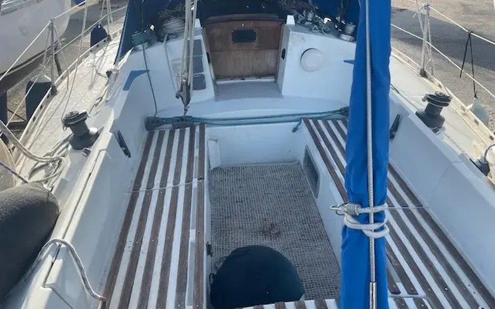 slider 8 Beneteau First 345