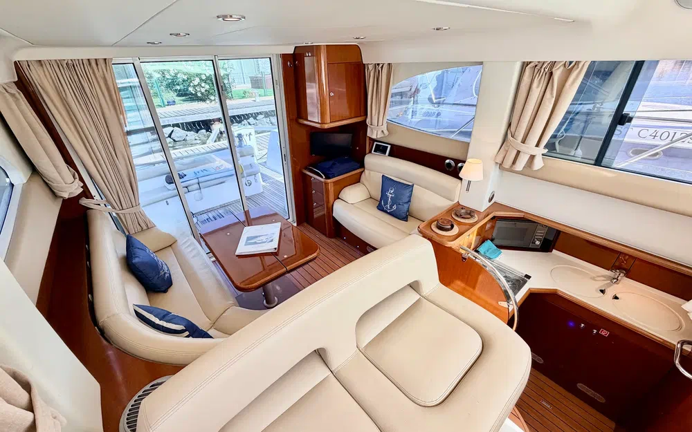 slider 15 Jeanneau Prestige 36