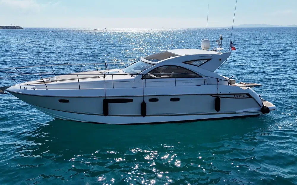 slider 9 Fairline Targa 44 Gran Turismo