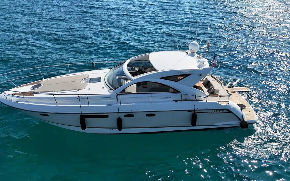 slider 2 Fairline Targa 44 Gran Turismo