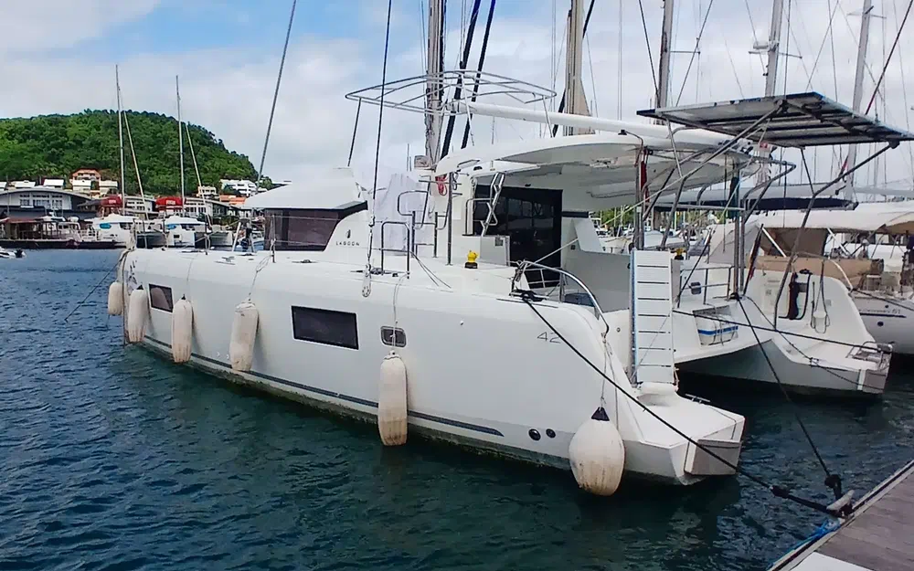 slider 14 Lagoon 42