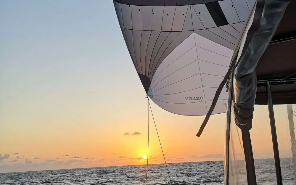 slider 23 Lagoon 42