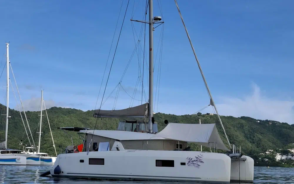 slider 38 Lagoon 42