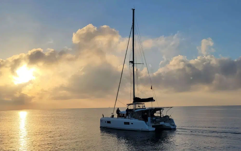 slider 43 Lagoon 42