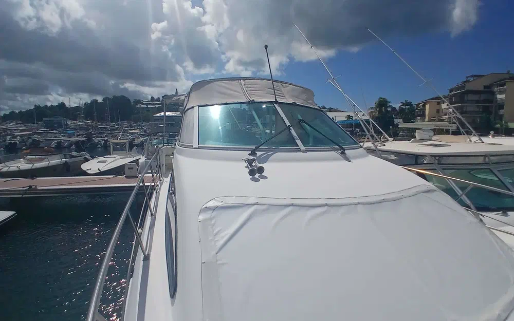 slider 14 Cruisers Yachts 415