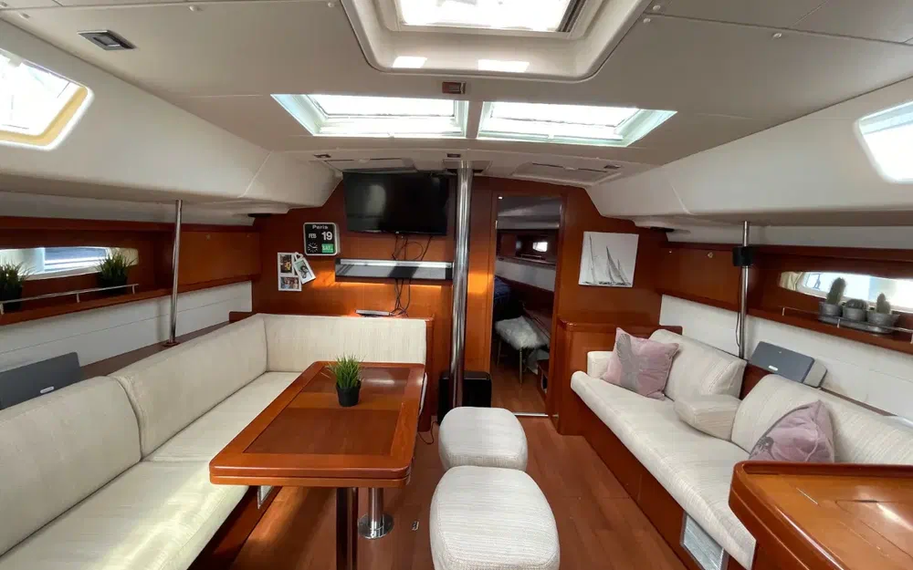 slider 14 Beneteau Oceanis 50